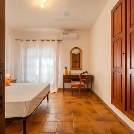 Holiday home Domo De Iannas-house Live Express *