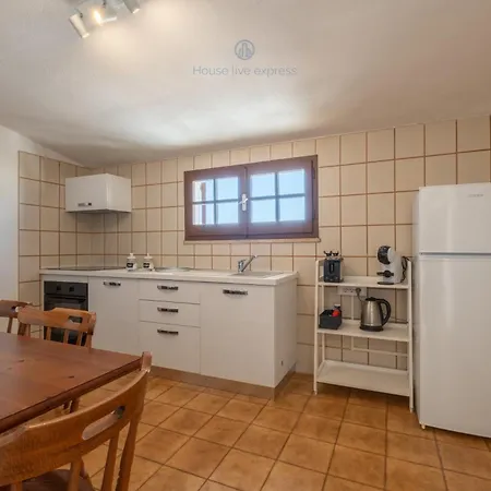 Holiday home Domo De Iannas-house Live Express